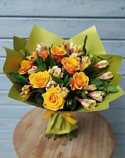 Букет цветов из:  Альстромерии и Розы в Шолоховском