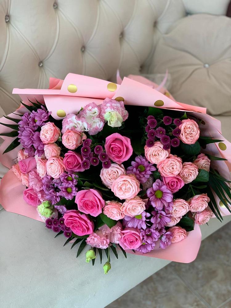 Букет цветов из: Хризантемы, Розы и Лизиантусы в Шолоховском