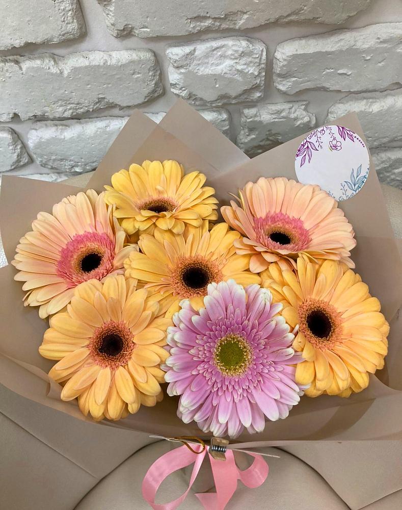 Букет цветов из: Герберы в Шолоховском