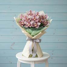 Букет цветов из:  Орхидеи и Розы в Шолоховском