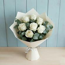Букет Белые розы в Эвкалипте в Шолоховском
