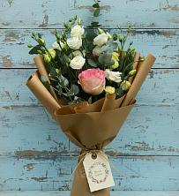 Букет цветов из:  Розы и Лизиантусы в Шолоховском