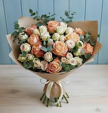 Букет цветов из:  Альстромерии и Розы #REPLACE_PRED# Шолоховском
